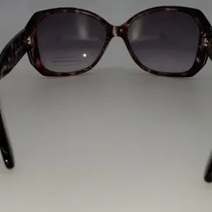Carol Brodie | Accessories | Carol Brodie Sunglasses And  display picture 3